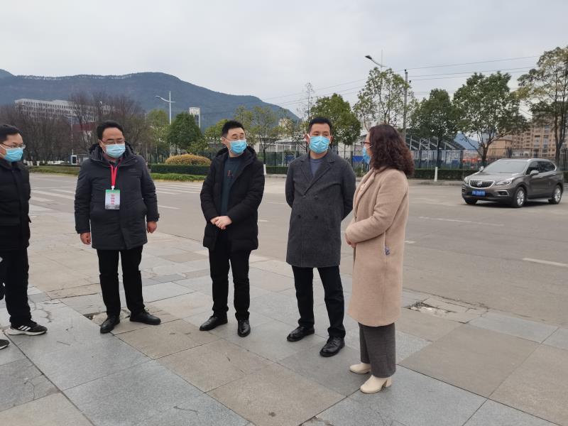 市教育局副局长杨元一行莅临广元职高检查指导开学工作