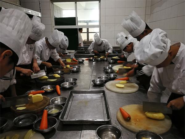 广元职高中餐烹饪与营养膳食专业技能比赛暨表彰总结会