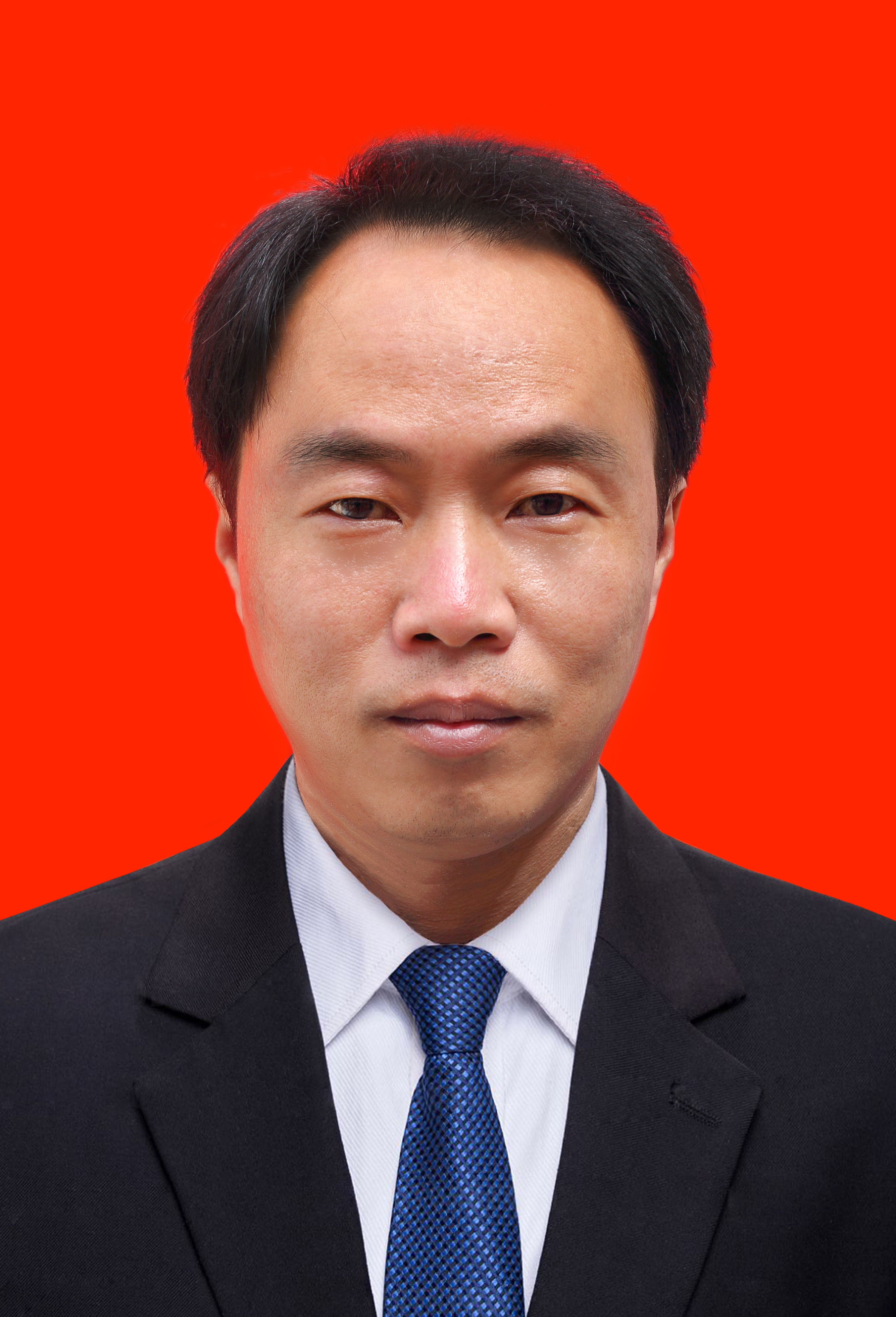 梁建平  党委委员、纪委书记